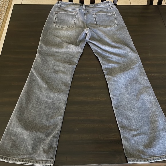 Coldwater Creek stretchy jeans - Picture 5 of 5